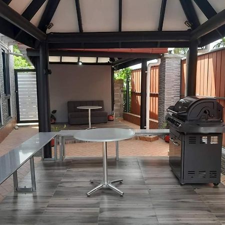 Breeze Apartments Nadi Bagian luar foto
